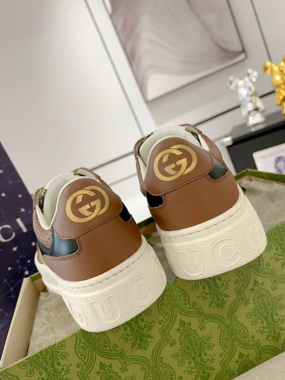 Gucci Shoe 